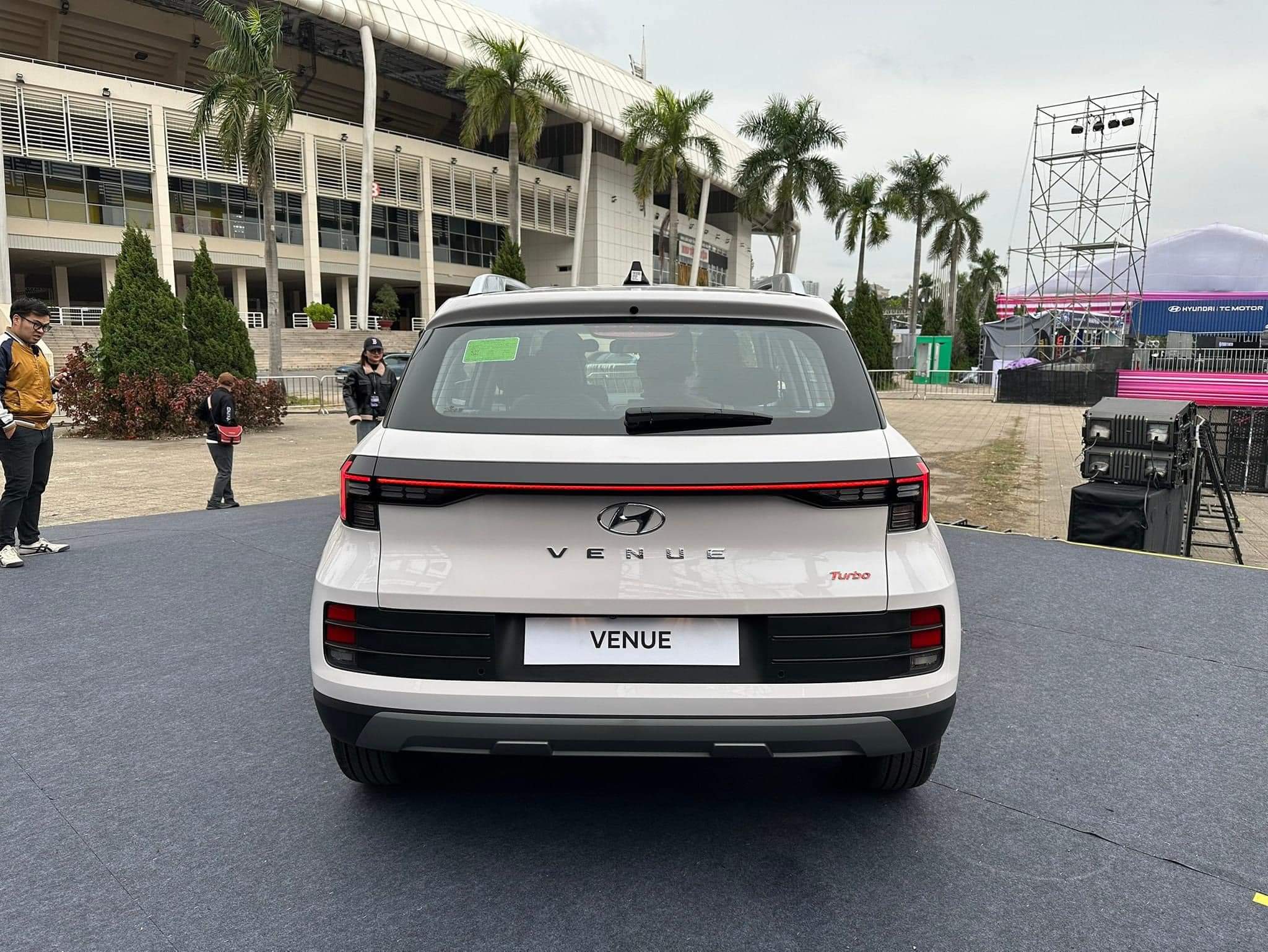 cần bán xe Hyundai Venue đời 2024