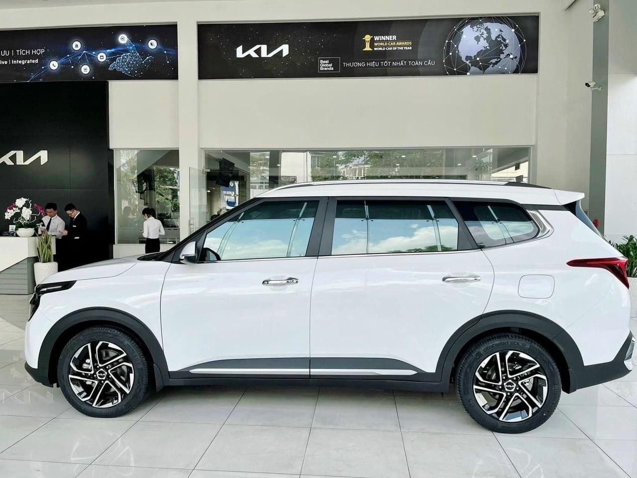 KIA CARENS 2024 GIAO NGAY- GIẢM TM- TẶNG BH