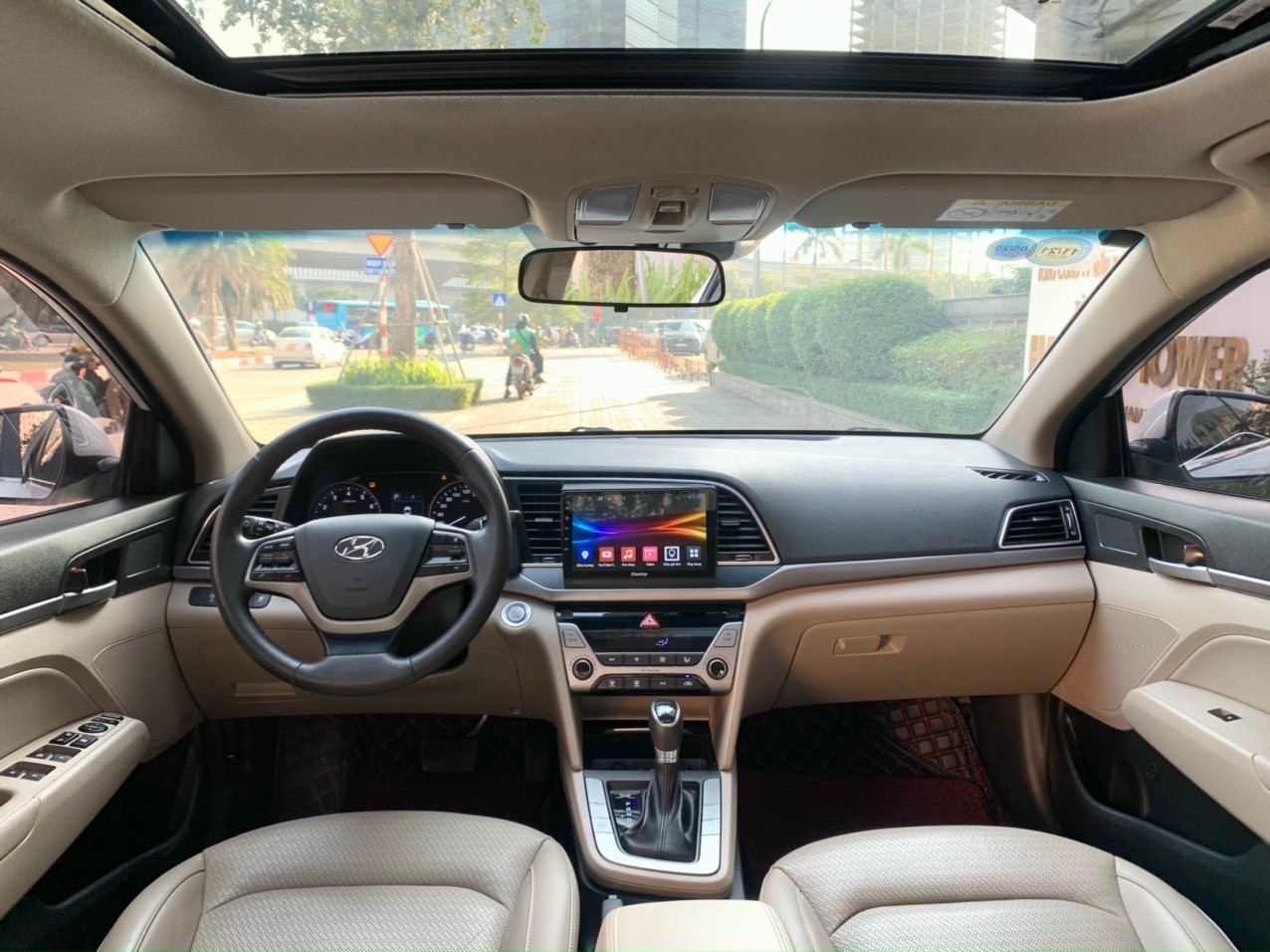 Bán Hyundai Elantra 1.6AT bản đặc biệt, sản xuất 2019, xe siêu mới.