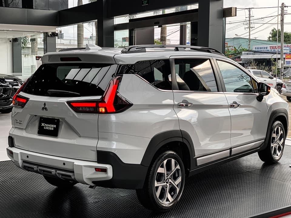 cần bán xe Mitsubishi Xpander Cross đời 2024