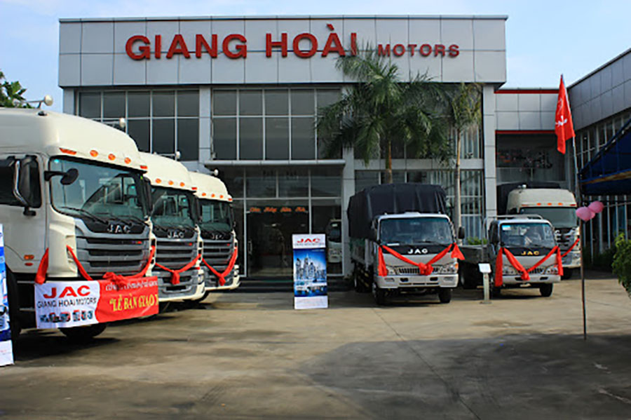 showroom cong ty co phan o to giang hoai 1