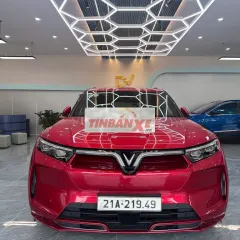 Xe ô tô điện VinFast VF9 Plus 2024 Đỏ