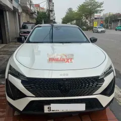 Peugeot 408 Trắng 5 chỗ