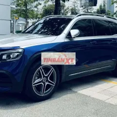 Mercedes GLB200 2024 Xanh