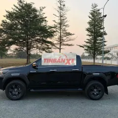 Toyota Hilux 2024 4x2 AT Đen