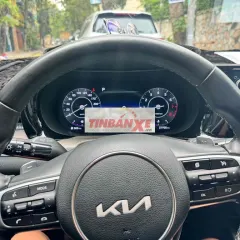 Kia K5 2023 27000 km Trắng