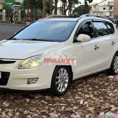 Hyundai i30 2011 100000 km Trắng