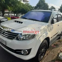 Toyota Fortuner 2015 2.5G ( Số sàn) - Xe rất đẹp