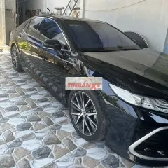 Toyota Camry 2.5Q 2022 màu đen bản full nhập khẩu