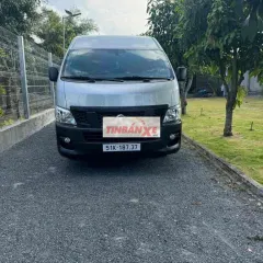 Nissan URVAn 2,5 sản xuất 2015