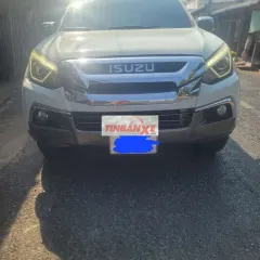 Isuzu Mu-X Trắng 7 chỗ 2019 hoặc đổi std