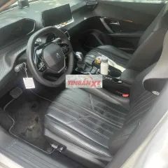 Peugeot 2008 2024 Active 8.900 km Trắng