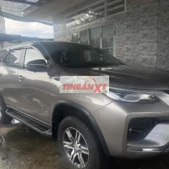 Toyota Fortuner 2020 Xám 27000 km