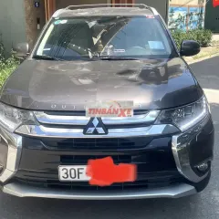 Mitsubishi Outlander Nâu 7 chỗ