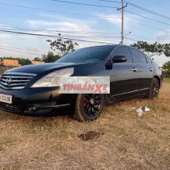 Nissan Teana màu Đen