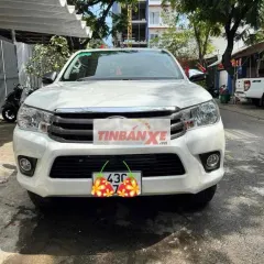 Toyota Hilux 2.4 E 2017 Trắng 80.000 km