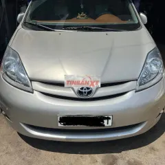Toyota Sienna LE Vàng cát