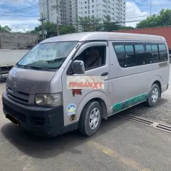Toyota Hiace 2006 3 chỗ