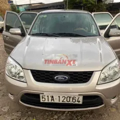 Ford Escape 2010 tu động 2 cầu