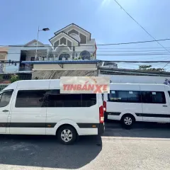 Hyundai Solati Limousine VIP 10 chỗ Trắng
