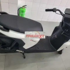 Xe máy điện Vinfast màu Trắng