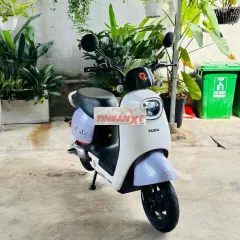 Xe máy điện Yadea Icate Trắng Tím