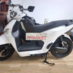Xe máy điện Yadea Voltguard 2023 Trắng