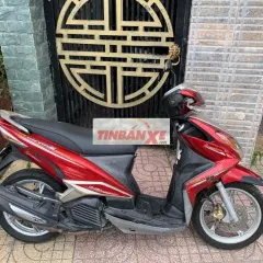 Yamaha Luvias 2012 Đỏ