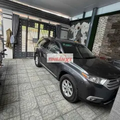 Toyota Highlander Xám 7 chỗ