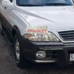 SsangYong Musso 2004 Trắng