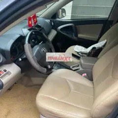 Toyota Rav4 màu Xanh 7 chỗ