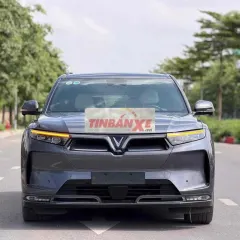 Xe điện VinFast VF9 Plus 2024 Xám