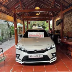Honda Civic RS ĐK 2/2024 Odo 15.000 km Như Mới