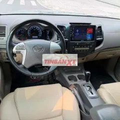 Toyota Fortuner Bạc 7 chỗ