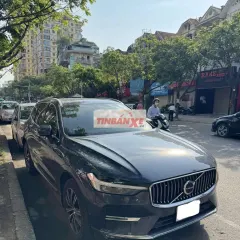 Volvo XC60 B6 Inscriptions 30000 km Xám