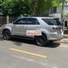 Toyota Fortuner 2015 Bạc 350.000 km