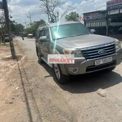 Ford Everest Xám 7 chỗ tự động