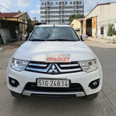 Mitsubishi Pajero Sport 2016 Trắng