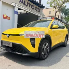 Limo Green 2025 - 7.000km - không giới hạn sạc