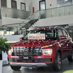 Venue đặc biệt đỏ chỉ 119 triệu - ht nợ nhóm