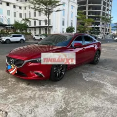 Mazda 6 2.0 bản premium 2021 Đỏ pha lê