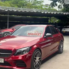 Mercedes-Benz C300 AMG Đỏ