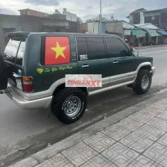 Isuzu Trooper xe cực mới 2 cầu xe giọn chơi tâm h