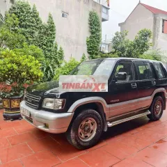 Isuzu Trooper SUV 5 chỗ Đen