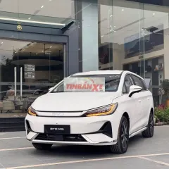 Xe điện BYD M6 Trắng - trả trước chỉ từ 120 triệu