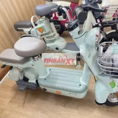 Xe máy điện Yadea i8 Xanh ngọc
