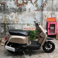 Yamaha Cuxi màu Vàng đồng
