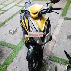 Yamaha Luvias 2012 Vàng đen