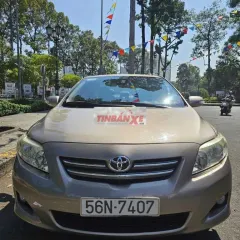 Toyota Altis 1.8 AT Vàng cát