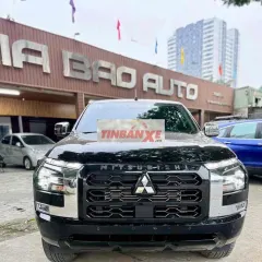 Triton AT Premium 2025 sơn zin cả xe